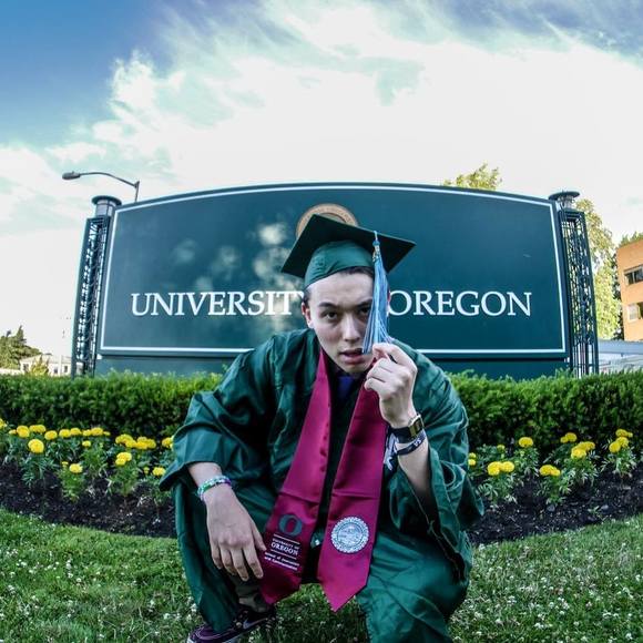 Meet your Posher, Julian - Picture 1 of 1